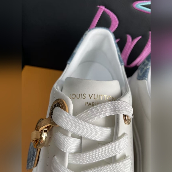 Louis Vuitton Time Out Sneaker - Picture 12 of 16